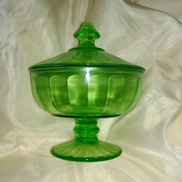 Depression Glass Vintage Candy dish - Picture 1 of 4